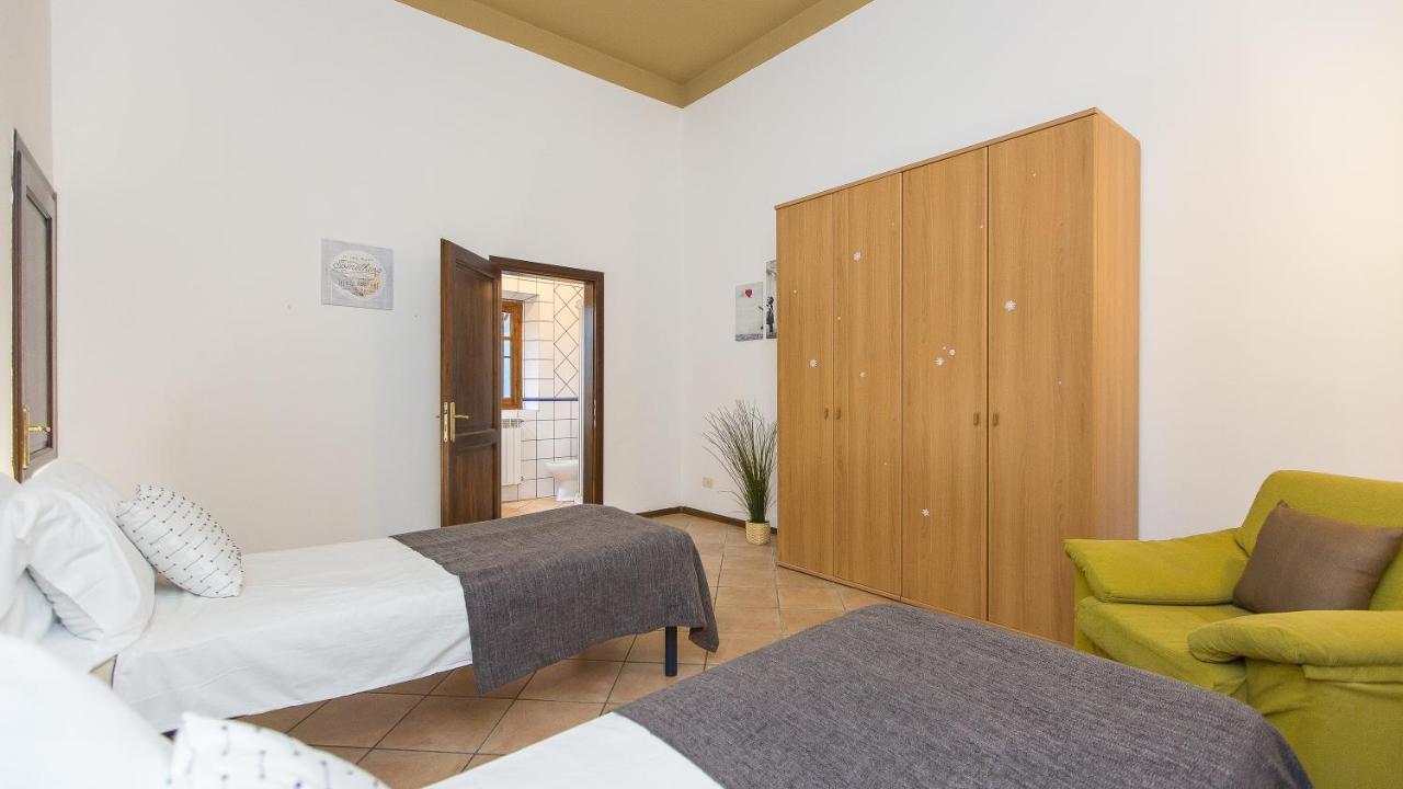 Rental In Rome - Santa Maria Novella Palace ฟลอเรนซ์ ภายนอก รูปภาพ