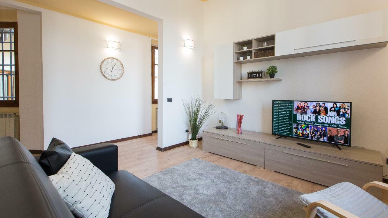 Rental In Rome - Santa Maria Novella Palace ฟลอเรนซ์ ภายนอก รูปภาพ